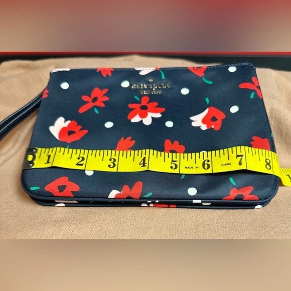 Kate Spade NWOT Wristlet/Clutch Blue with Red, Pink, Green Flowers & White Dots - Picture 5 of 14